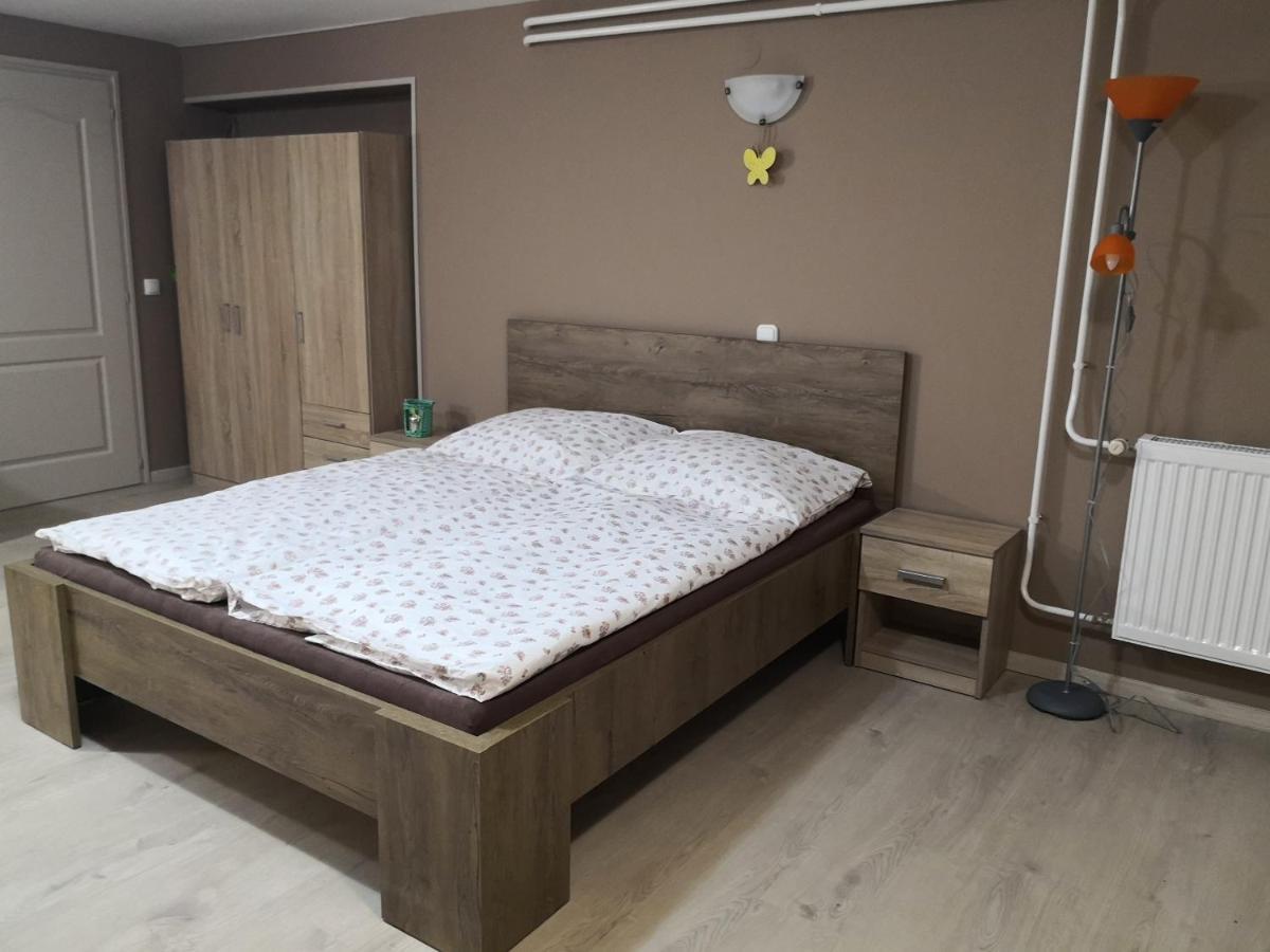 Berc Apartman Apartment Egerszalok Bagian luar foto