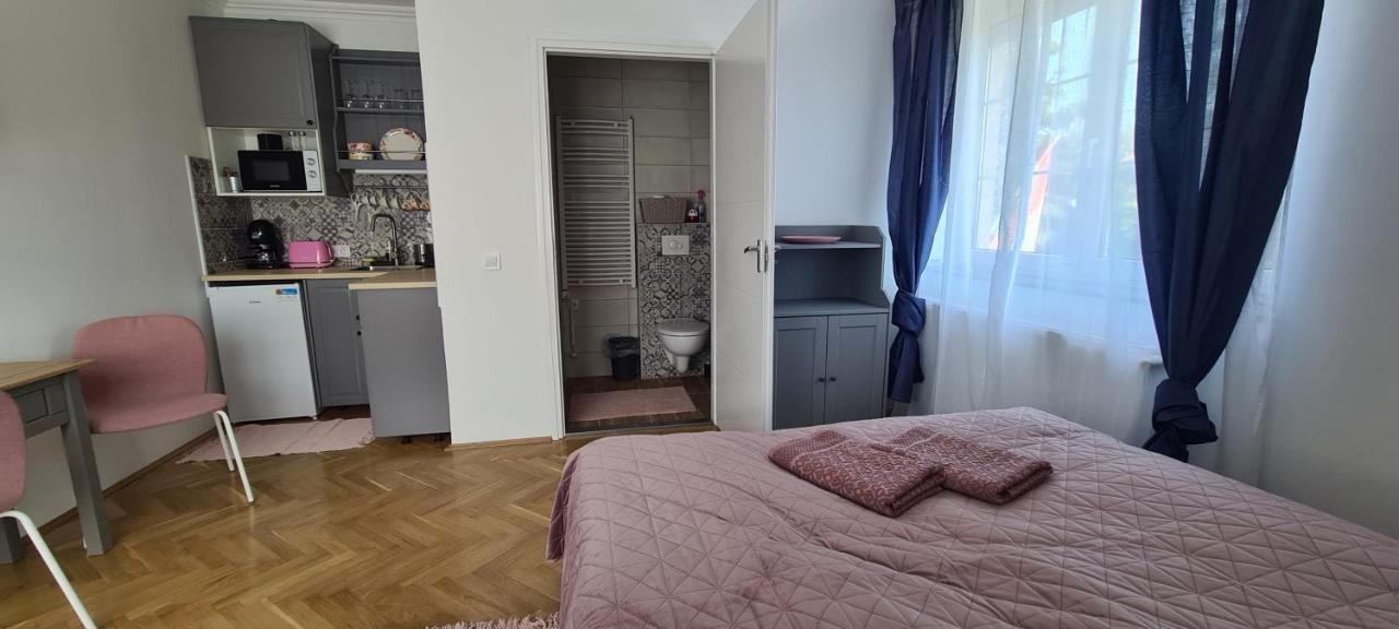 Berc Apartman Apartment Egerszalok Bagian luar foto