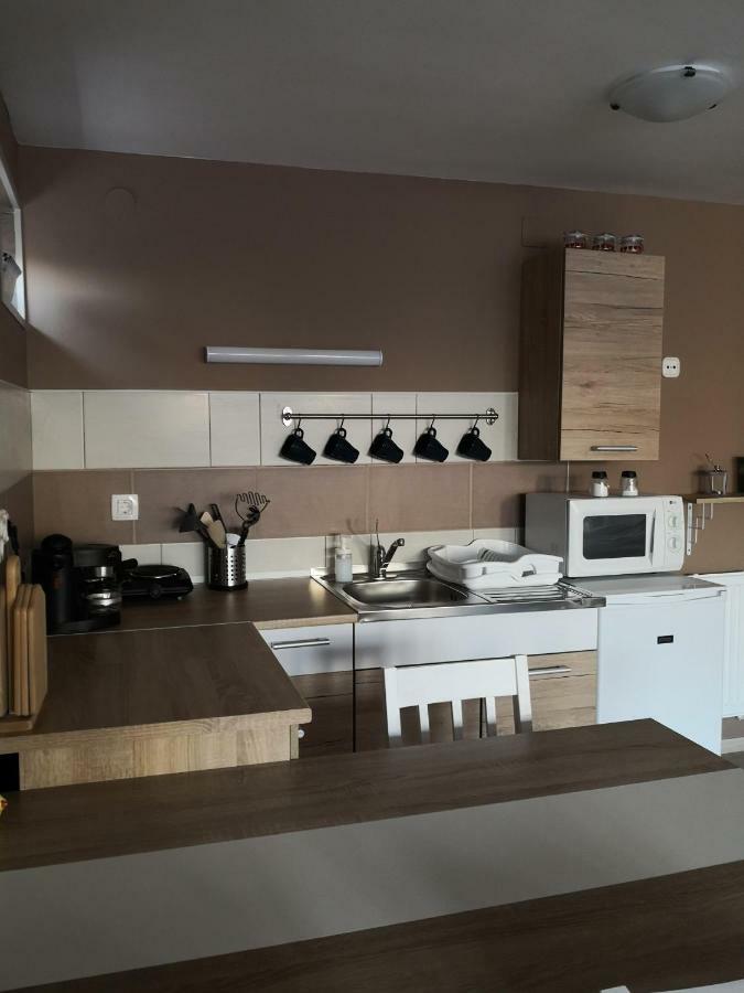 Berc Apartman Apartment Egerszalok Bagian luar foto